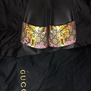 Gucci slides (women’s)